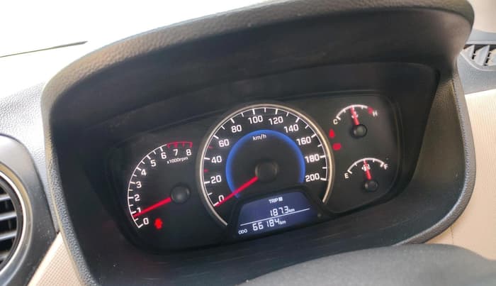 2017 Hyundai Grand i10 SPORTZ 1.2 KAPPA VTVT, CNG, Manual, 66,184 km, interior
