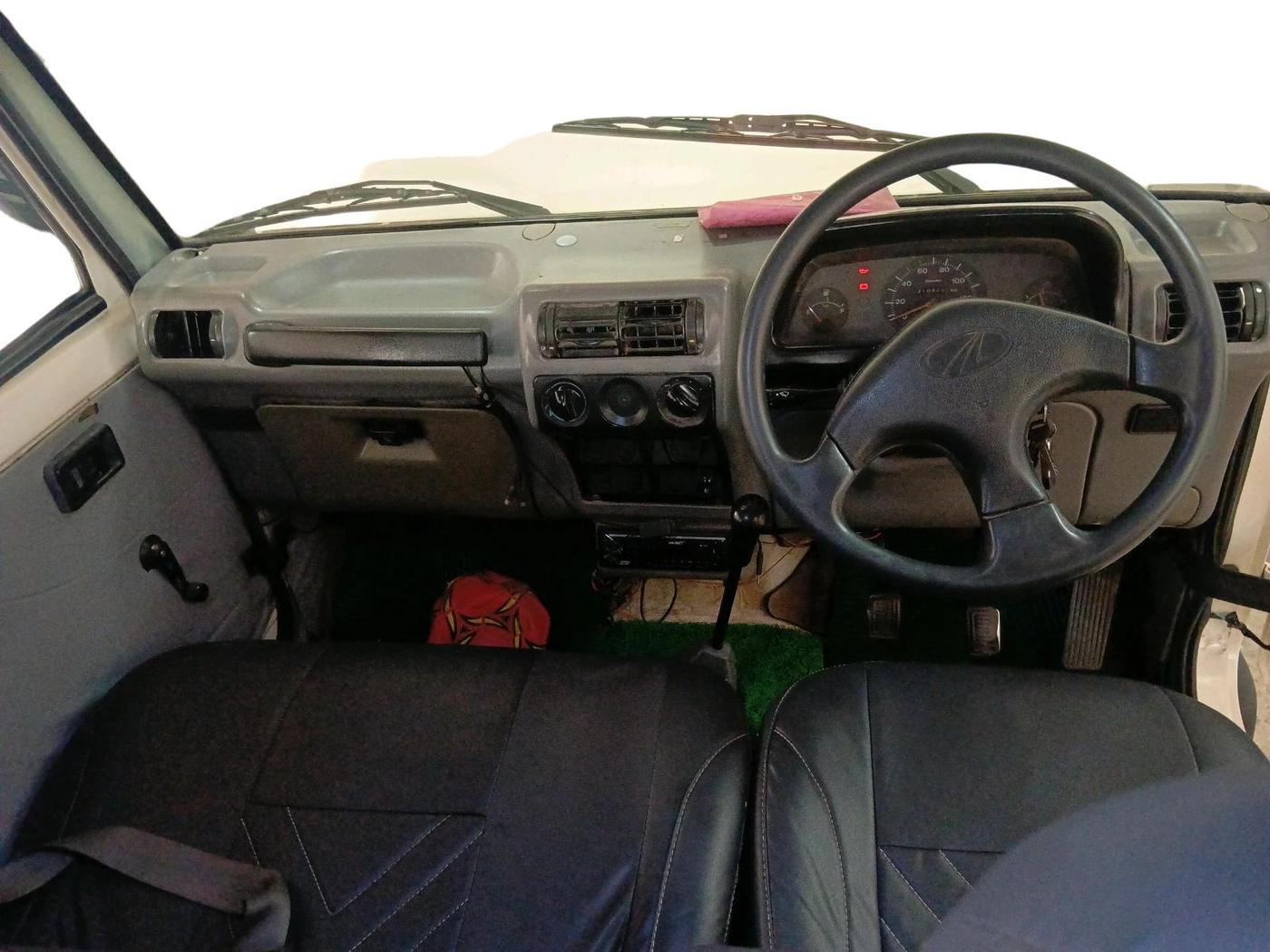 2006 Mahindra Bolero DX, Diesel, Manual, 2,10,845 km, interior