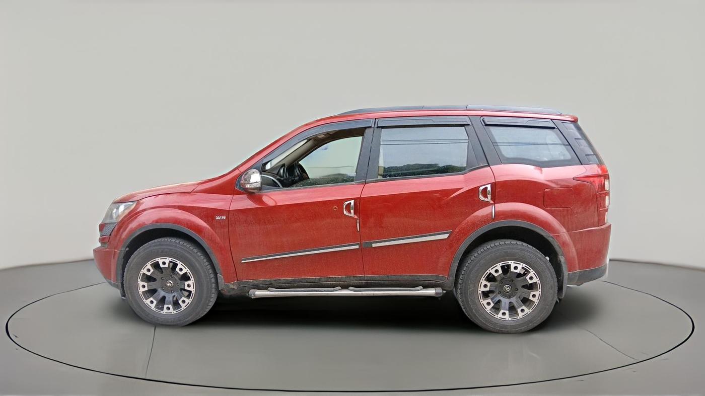 2013 Mahindra XUV500 W6, Diesel, Manual, 77,778 km, exterior