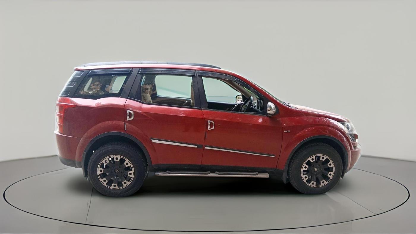 2013 Mahindra XUV500 W6, Diesel, Manual, 77,778 km, exterior