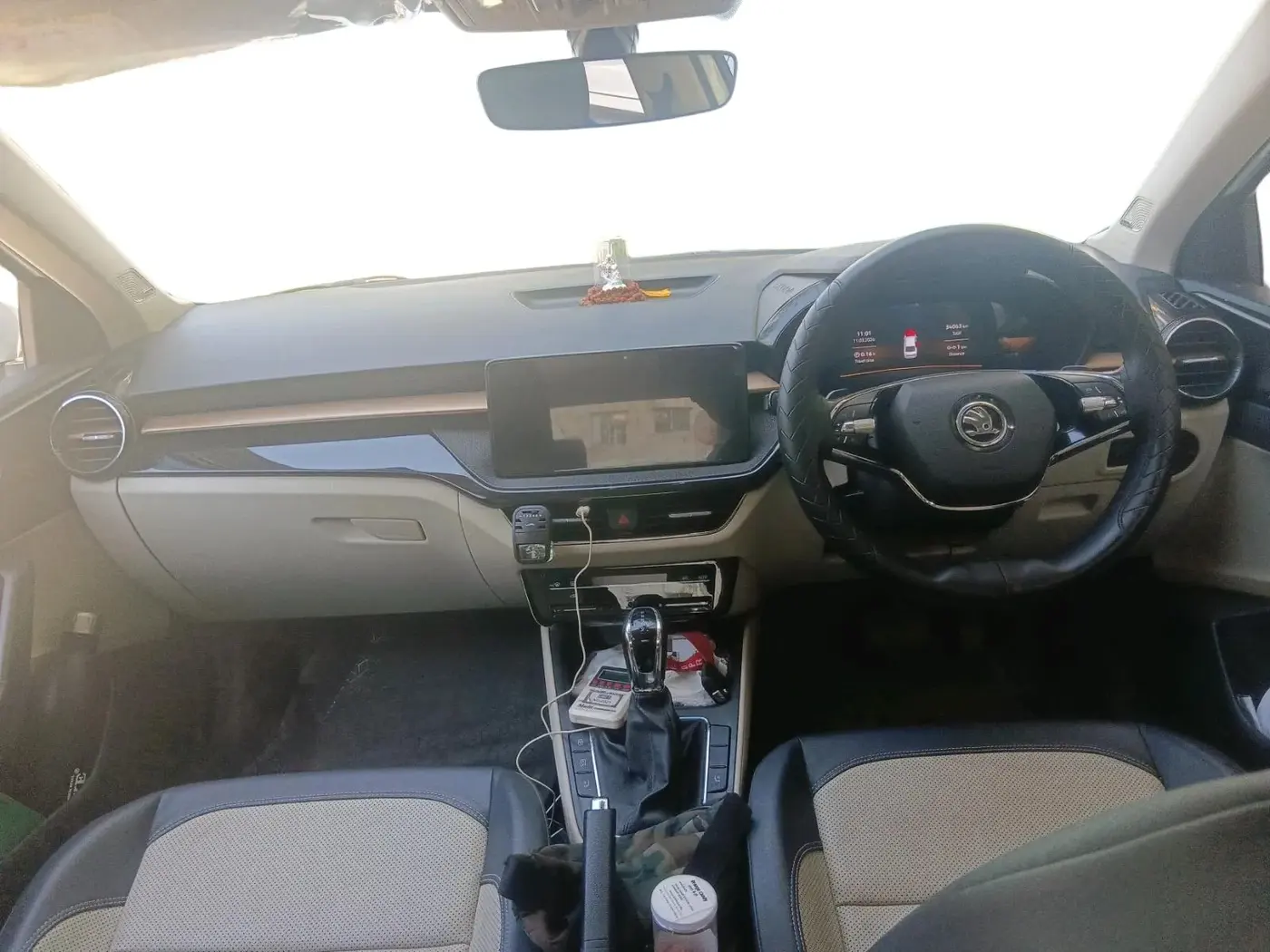 2024 Skoda SLAVIA STYLE 1.0L TSI AT, Petrol, Automatic, 34,063 km, interior