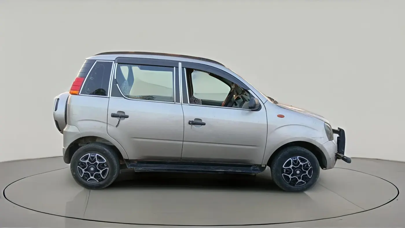 2012 Mahindra Quanto C4, Diesel, Manual, 93,288 km, exterior