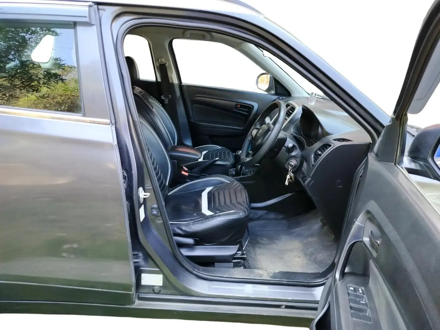 2019 Maruti Vitara Brezza VDI, Diesel, Manual, 1,21,385 km, interior
