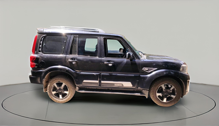 2022 Mahindra SCORPIO CLASSIC S11 7STR, Diesel, Manual, 98,257 km, exterior