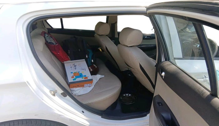 2013 Hyundai i20 MAGNA 1.2, Petrol, Manual, 1,00,849 km, interior