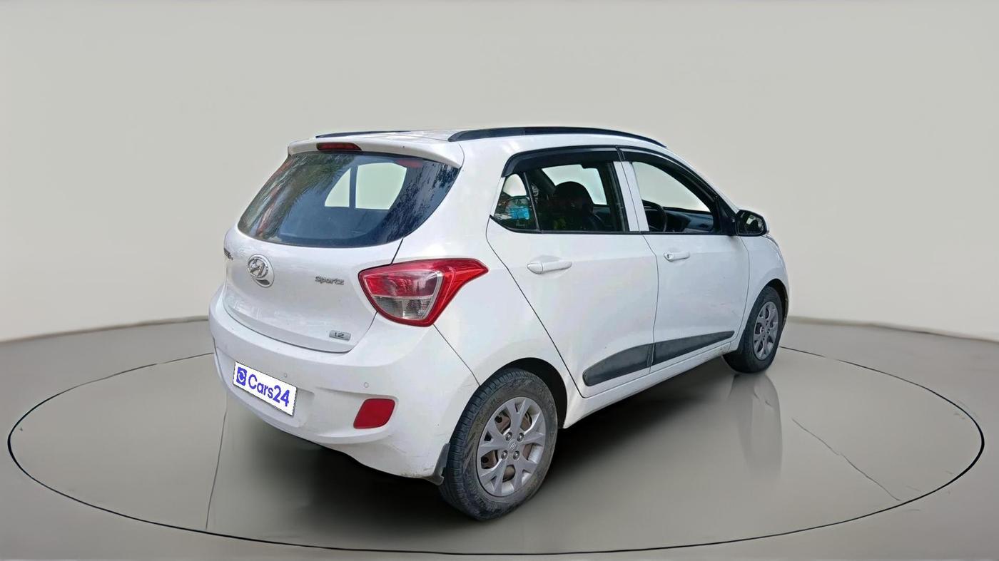 2015 Hyundai Grand i10 SPORTZ 1.2 KAPPA VTVT, Petrol, Manual, 50,001 km, exterior
