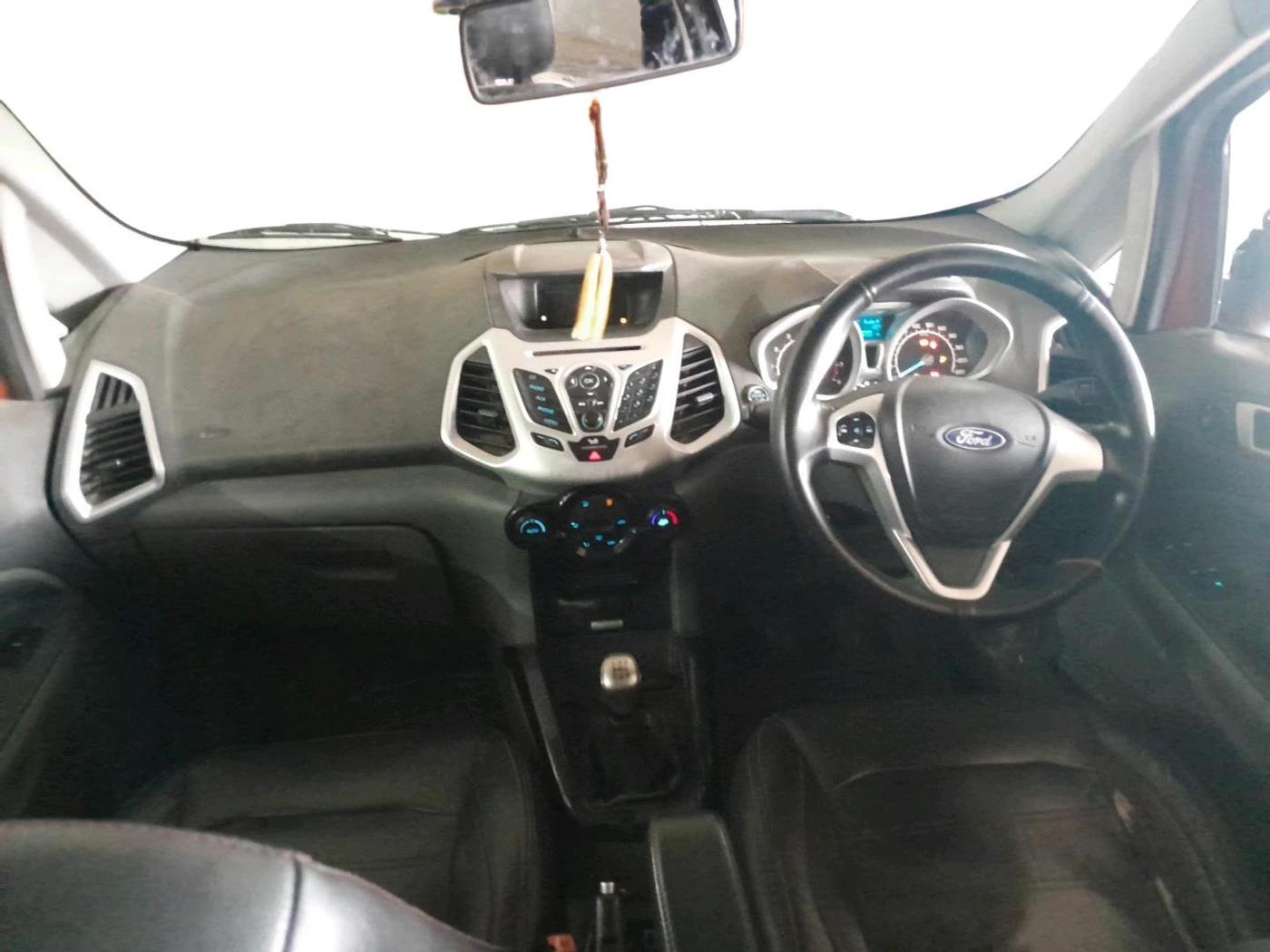 2013 Ford Ecosport TITANIUM 1.0L ECOBOOST, Petrol, Manual, 76,830 km, interior