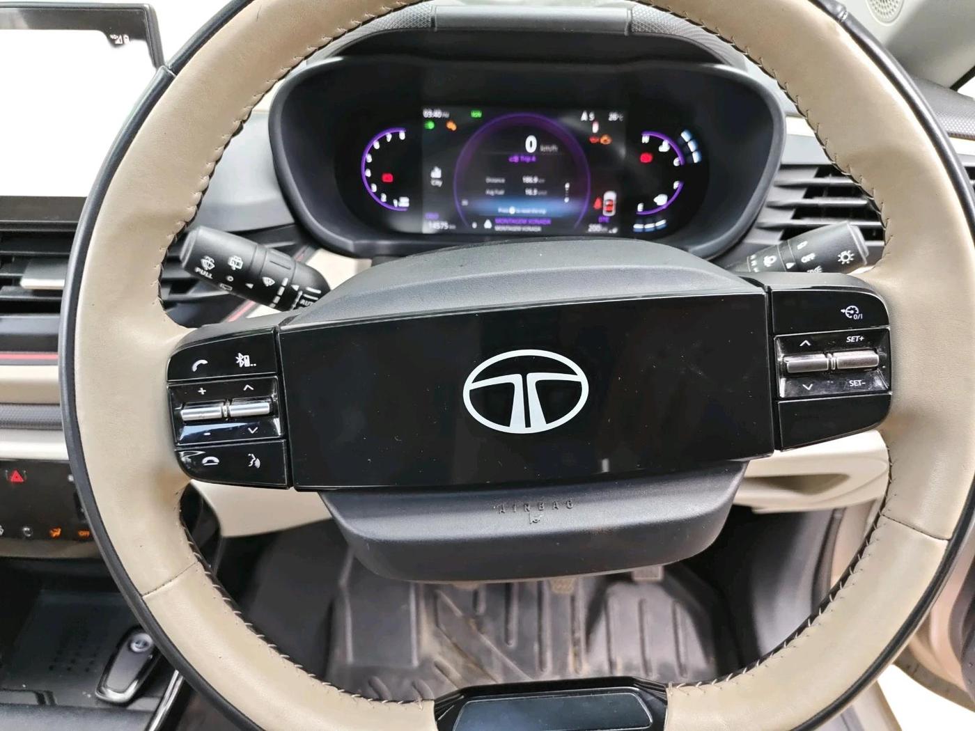 2025 Tata ALTROZ Accomplished S Petrol 5 MT, Petrol, Manual, 14,575 km, interior