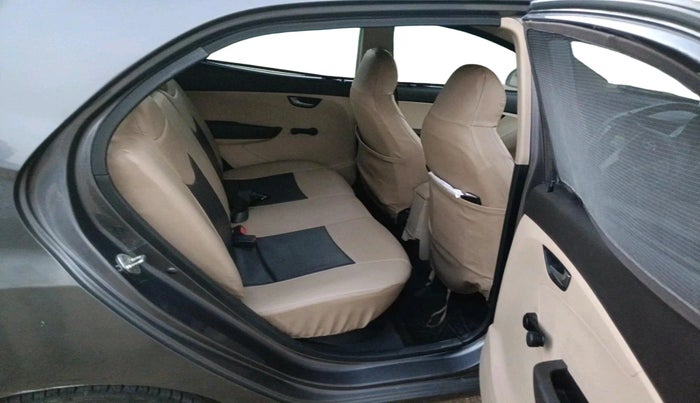 2014 Hyundai Eon SPORTZ, CNG, Manual, 64,067 km, interior