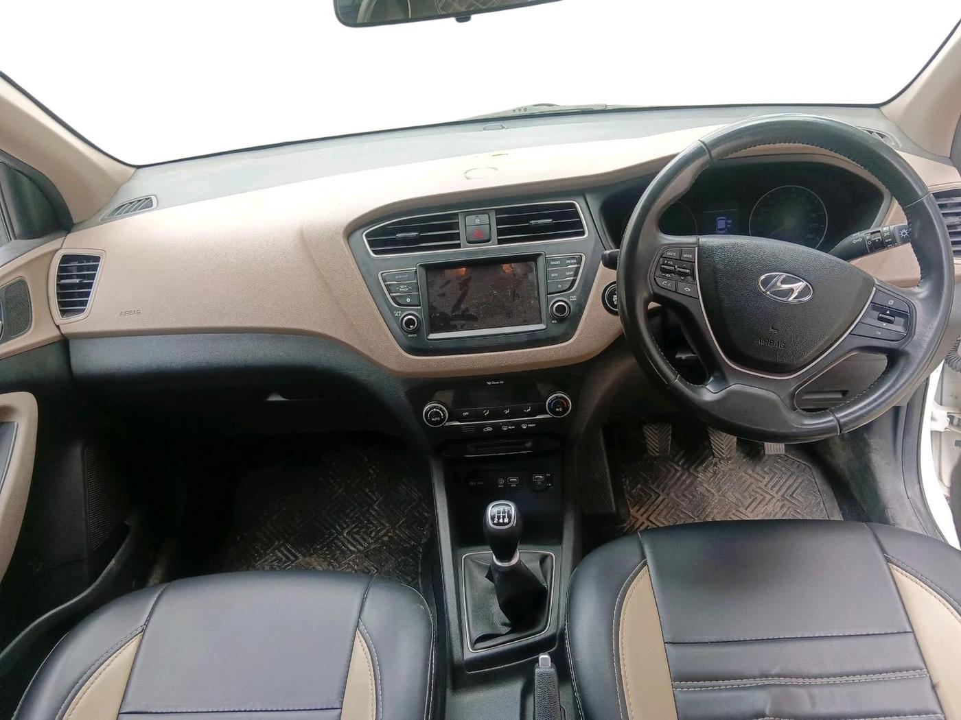 2018 Hyundai Elite i20 ASTA 1.2 (O), Petrol, Manual, 88,908 km, interior