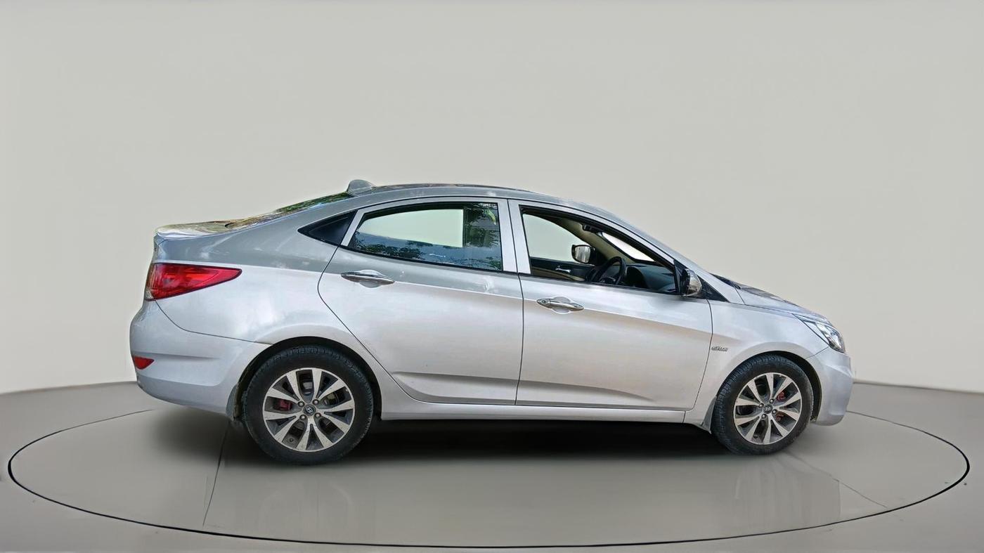 2014 Hyundai Verna FLUIDIC 1.6 CRDI SX, Diesel, Manual, 1,03,838 km, exterior