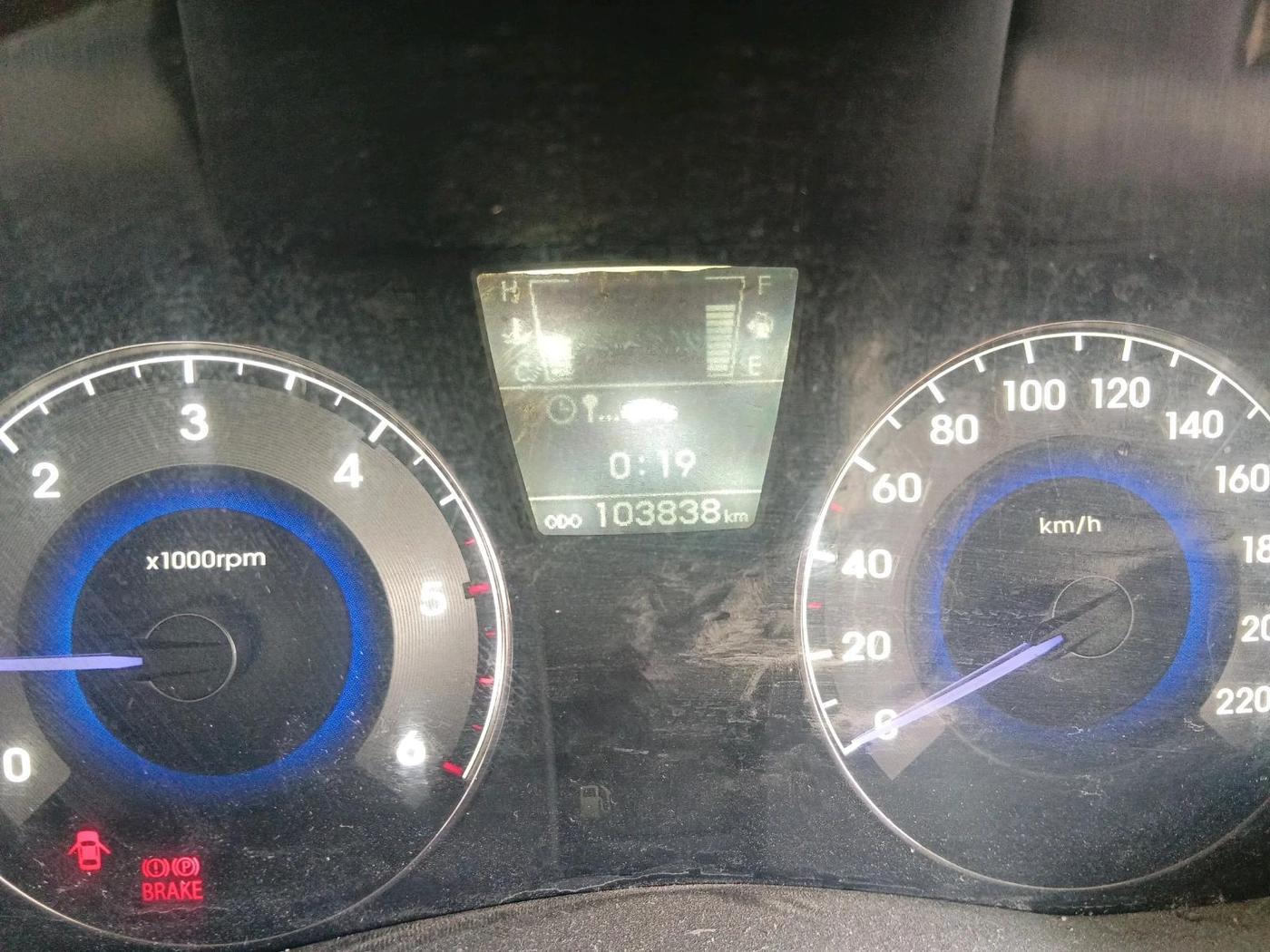 2014 Hyundai Verna FLUIDIC 1.6 CRDI SX, Diesel, Manual, 1,03,838 km, interior