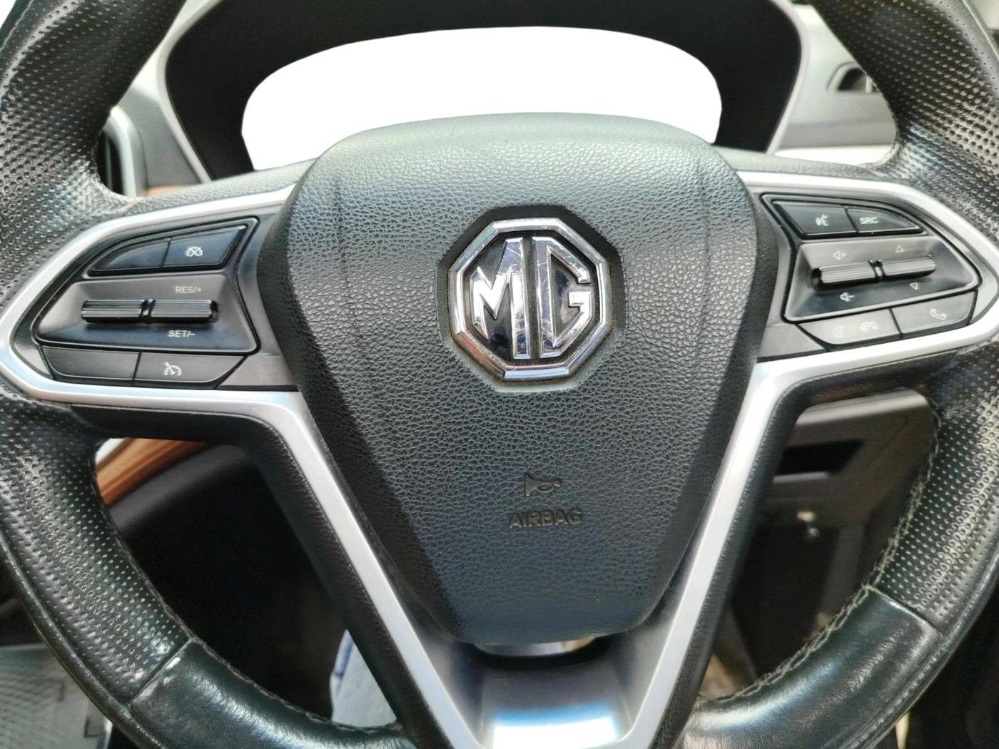 2021 MG HECTOR PLUS SELECT 2.0 DIESEL TURBO MT 7-STR, Diesel, Manual, 68,827 km, interior