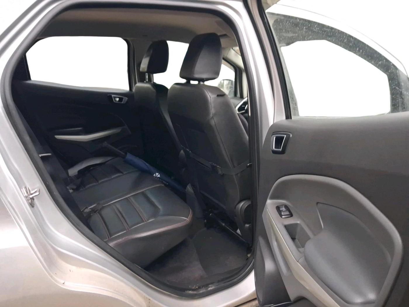 2016 Ford Ecosport TITANIUM+ 1.5L DIESEL, Diesel, Manual, 1,19,992 km, interior