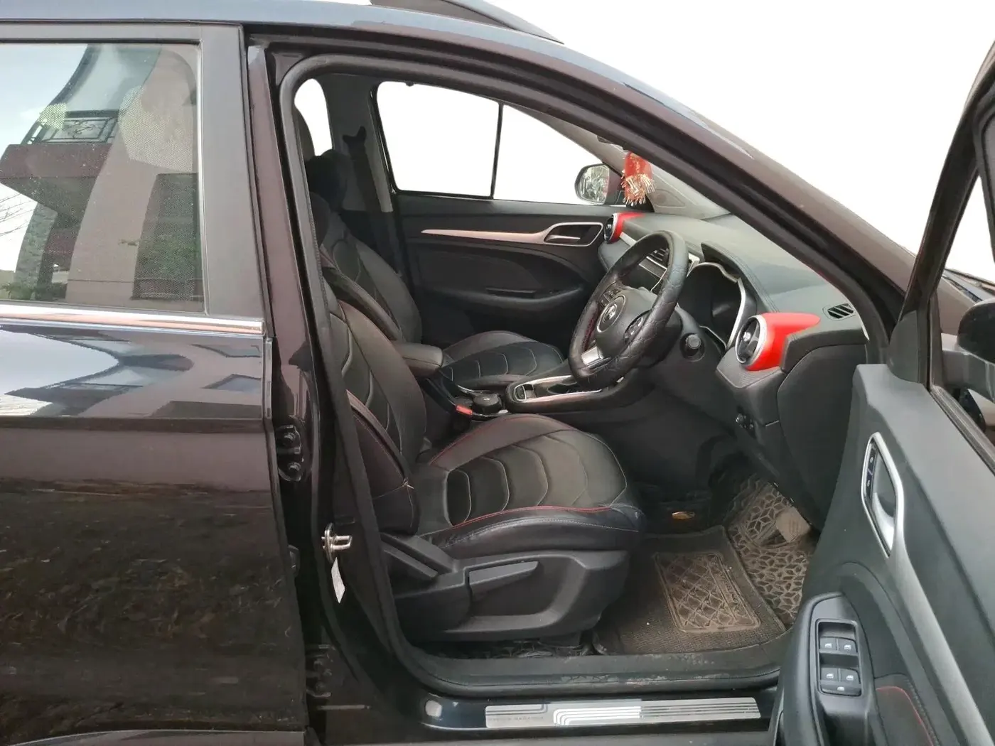 2023 MG ASTOR  SMART BLACK STORM EDITION CVT, Petrol, Automatic, 11,072 km, interior