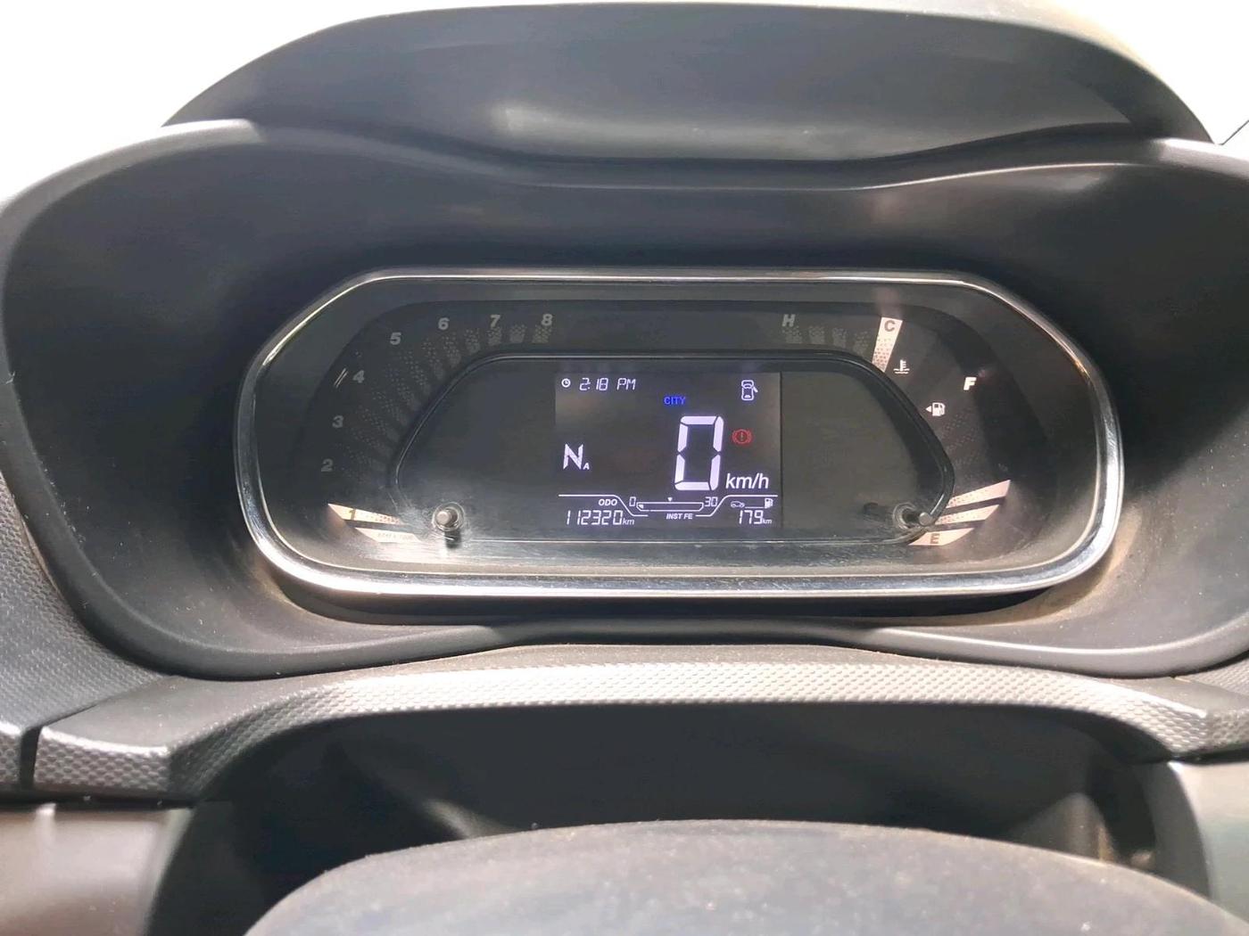 2022 Tata NEXON XMA SUNROOF DIESEL, Diesel, Automatic, 1,12,320 km, interior