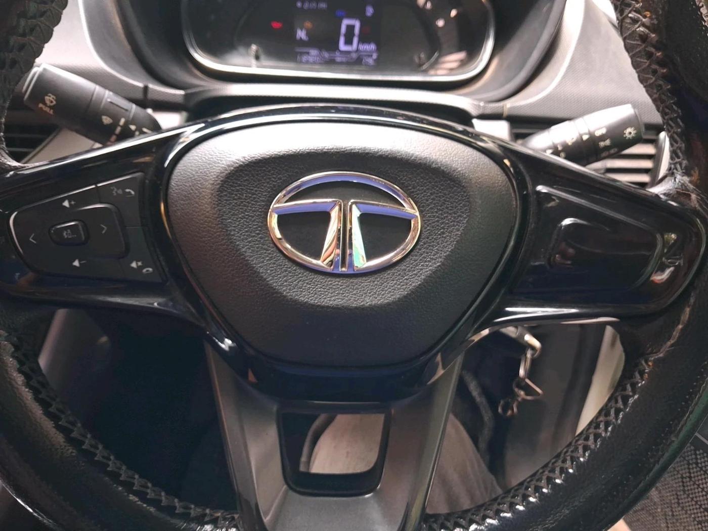 2022 Tata NEXON XMA SUNROOF DIESEL, Diesel, Automatic, 1,12,320 km, interior