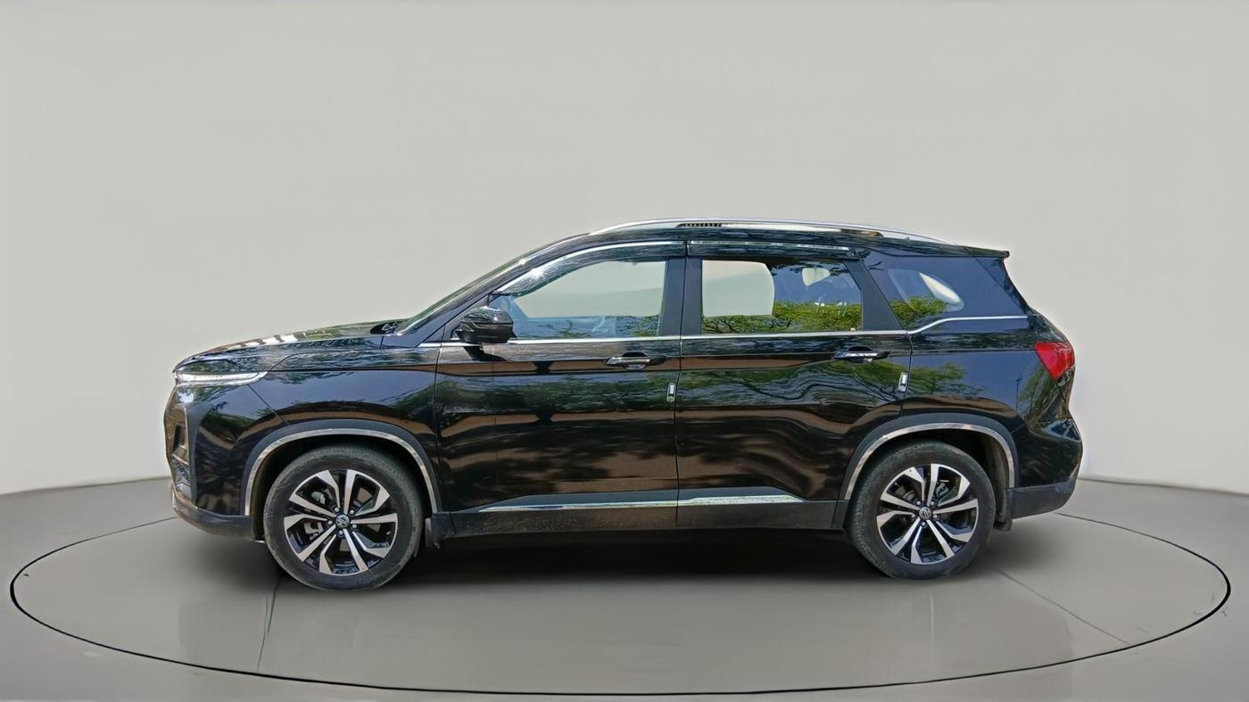 2024 MG HECTOR PLUS SHARP PRO 1.5 PETROL TURBO CVT 7 STR, Petrol, Automatic, 10,190 km, exterior