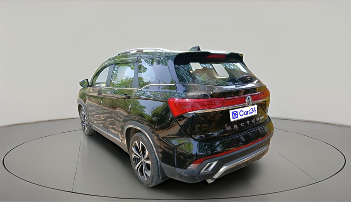 2024 MG HECTOR PLUS SHARP PRO 1.5 PETROL TURBO CVT 7 STR, Petrol, Automatic, 9,636 km, exterior