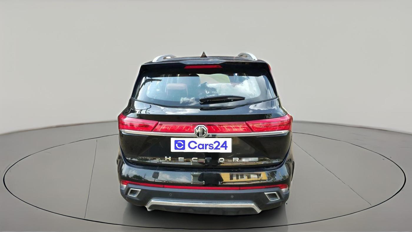 2024 MG HECTOR PLUS SHARP PRO 1.5 PETROL TURBO CVT 7 STR, Petrol, Automatic, 10,190 km, exterior