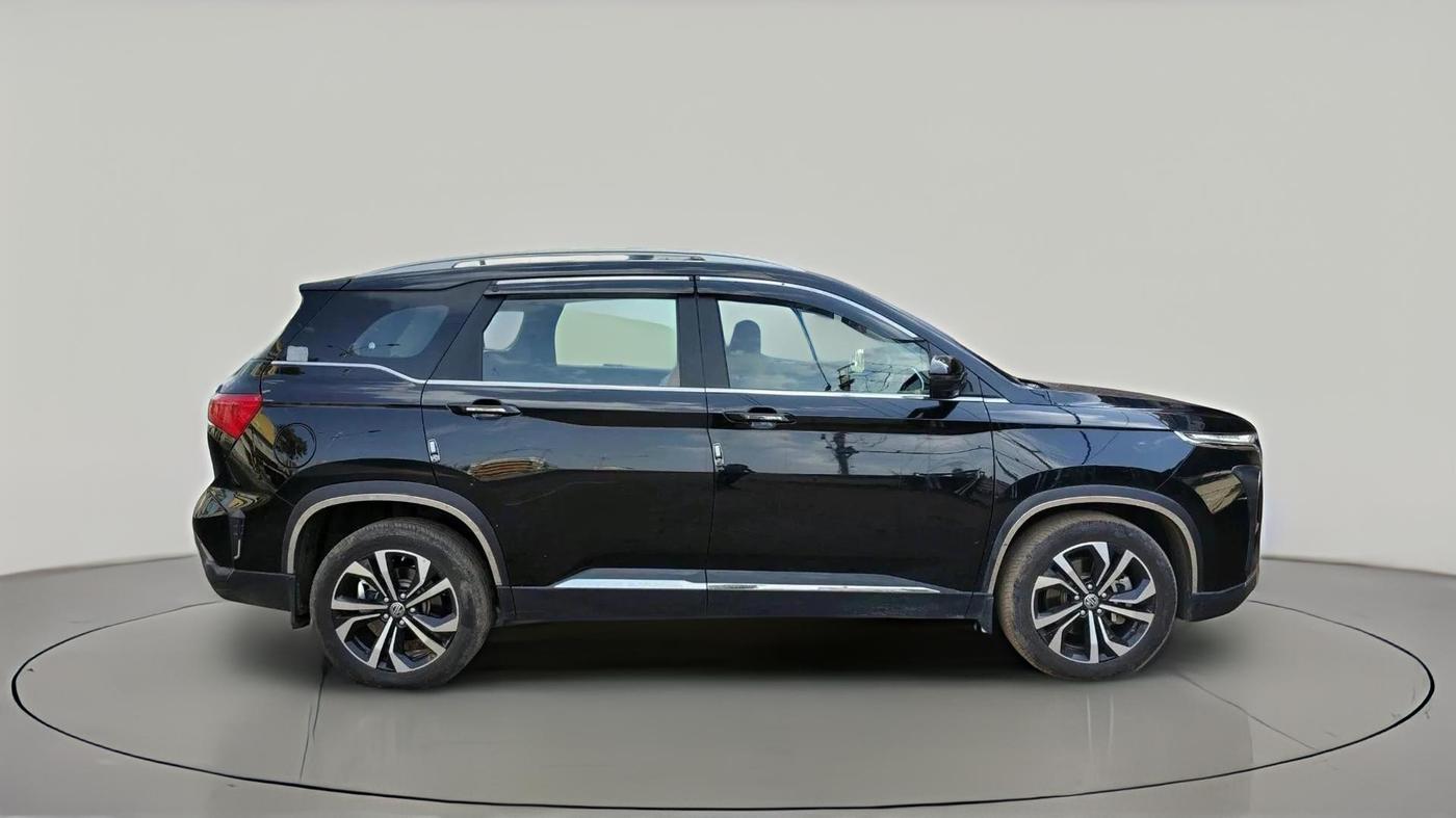 2024 MG HECTOR PLUS SHARP PRO 1.5 PETROL TURBO CVT 7 STR, Petrol, Automatic, 10,190 km, exterior