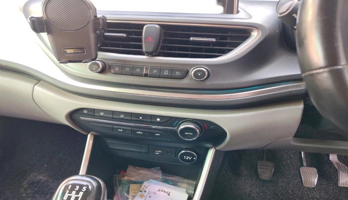 2020 Tata ALTROZ XZ PETROL, Petrol, Manual, 61,881 km, interior
