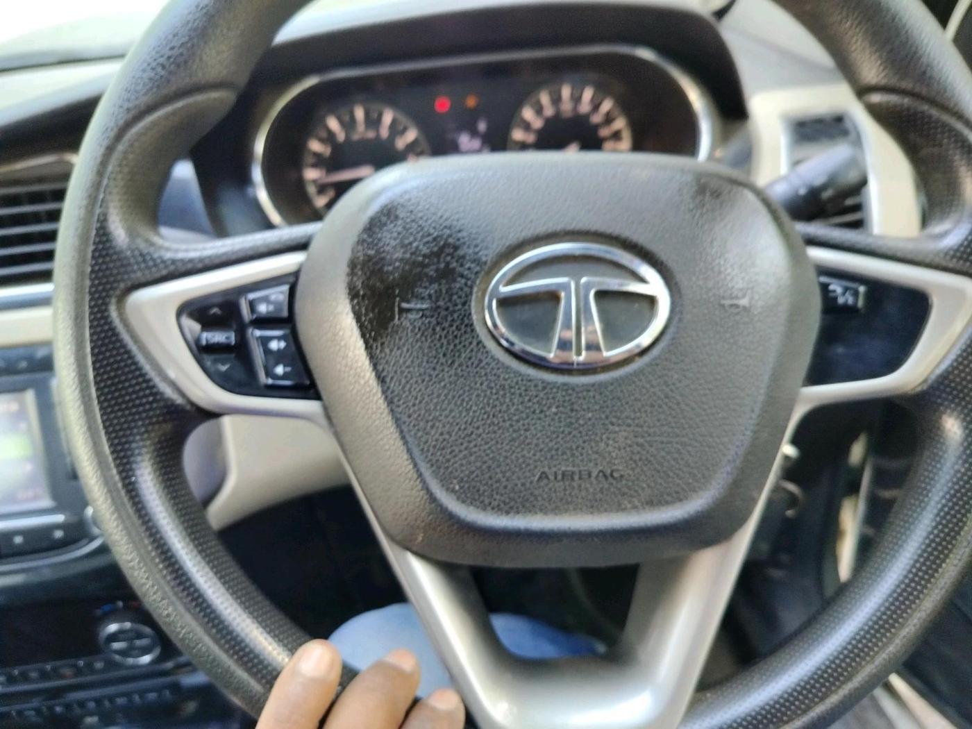 2015 Tata Zest XT PETROL, Petrol, Manual, 75,447 km, interior