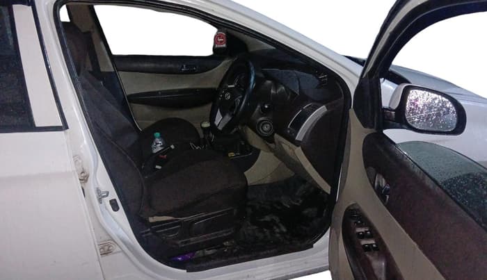 2011 Hyundai i20 SPORTZ 1.2, Petrol, Manual, 1,33,416 km, interior