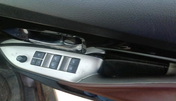 2018 Toyota Innova Crysta 2.4 VX 7 STR, Diesel, Manual, 1,18,449 km, interior