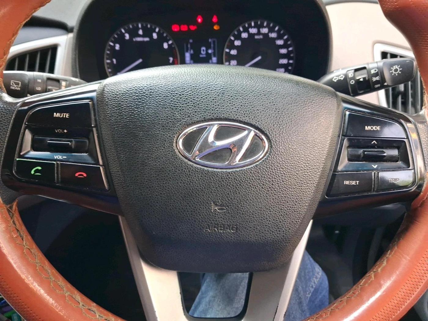2017 Hyundai Creta SX PLUS 1.6 PETROL, CNG, Manual, 1,08,231 km, interior