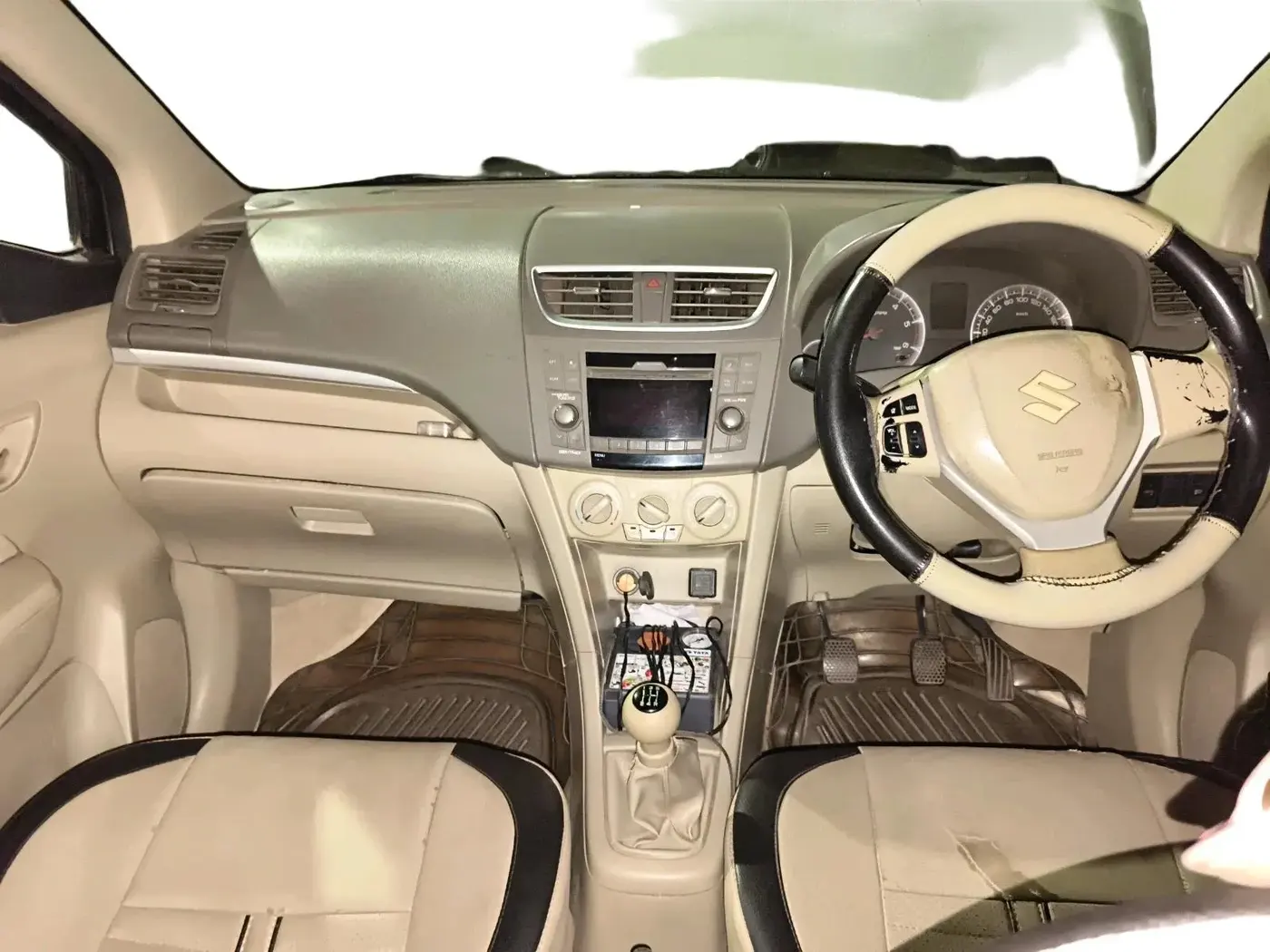 2012 Maruti Ertiga ZDI, Diesel, Manual, 2,27,226 km, interior