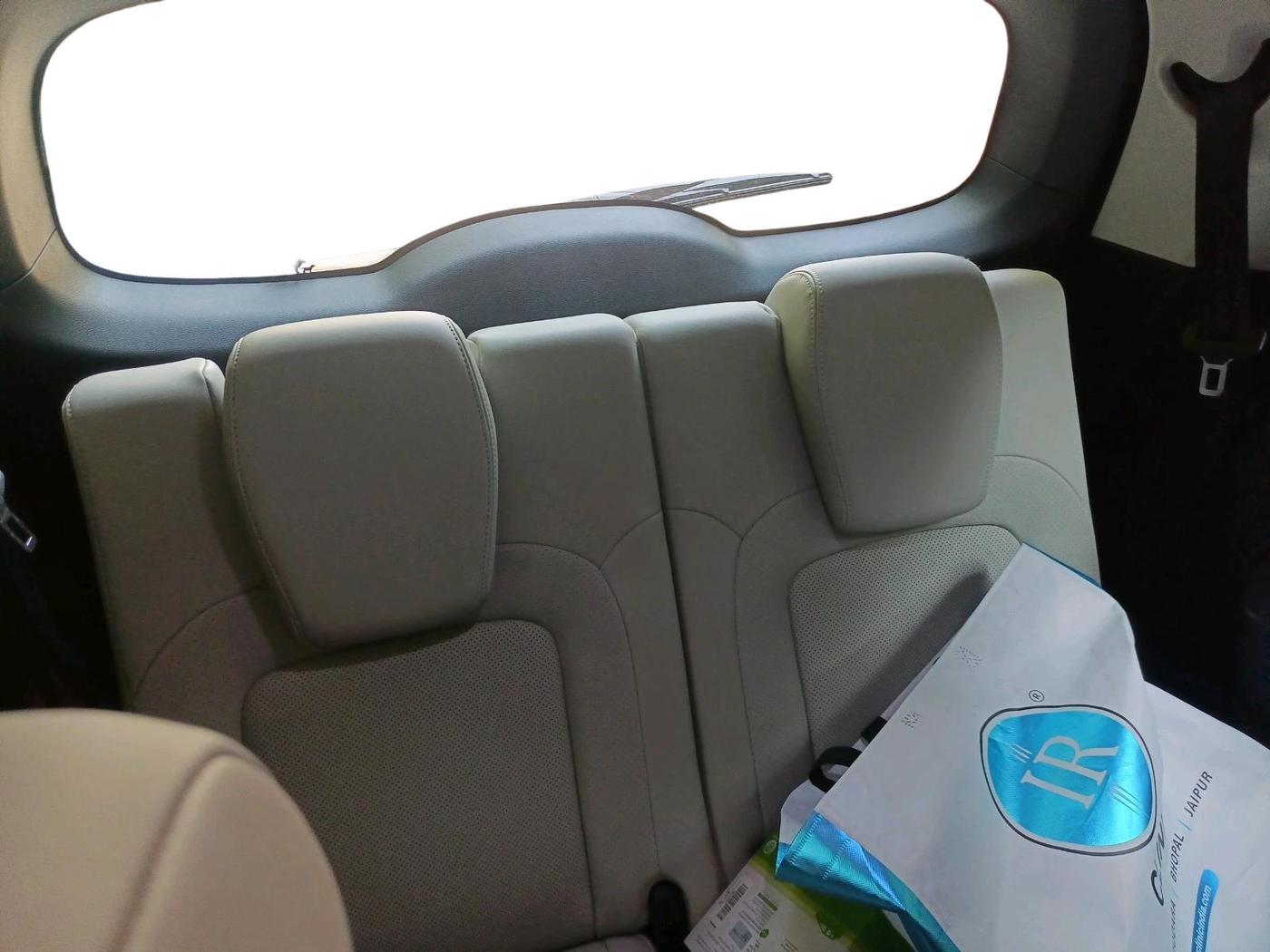 2022 Tata Safari XZA PLUS, Diesel, Automatic, 49,644 km, interior