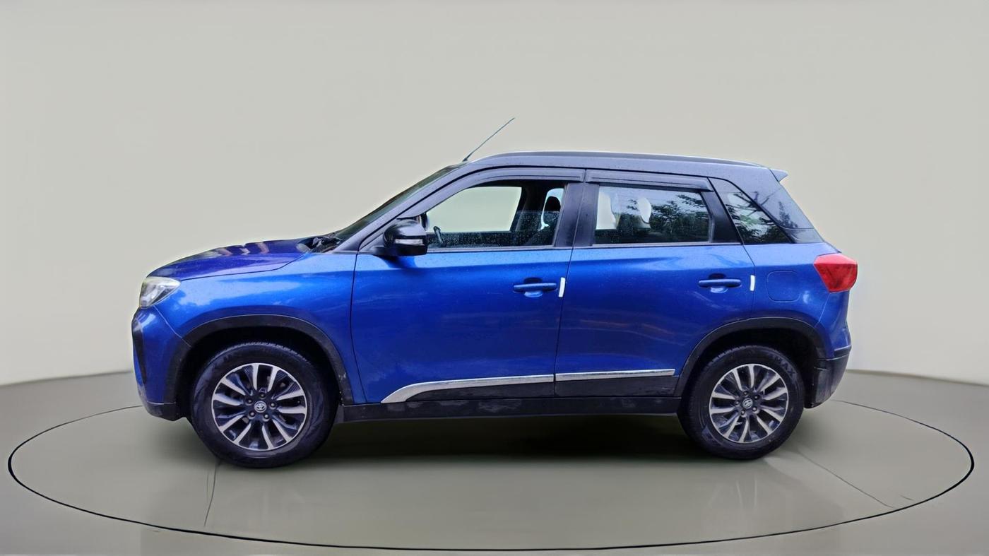 2021 Toyota URBAN CRUISER PREMIUM GRADE AT DUAL TONE, Petrol, Automatic, 64,184 km, exterior
