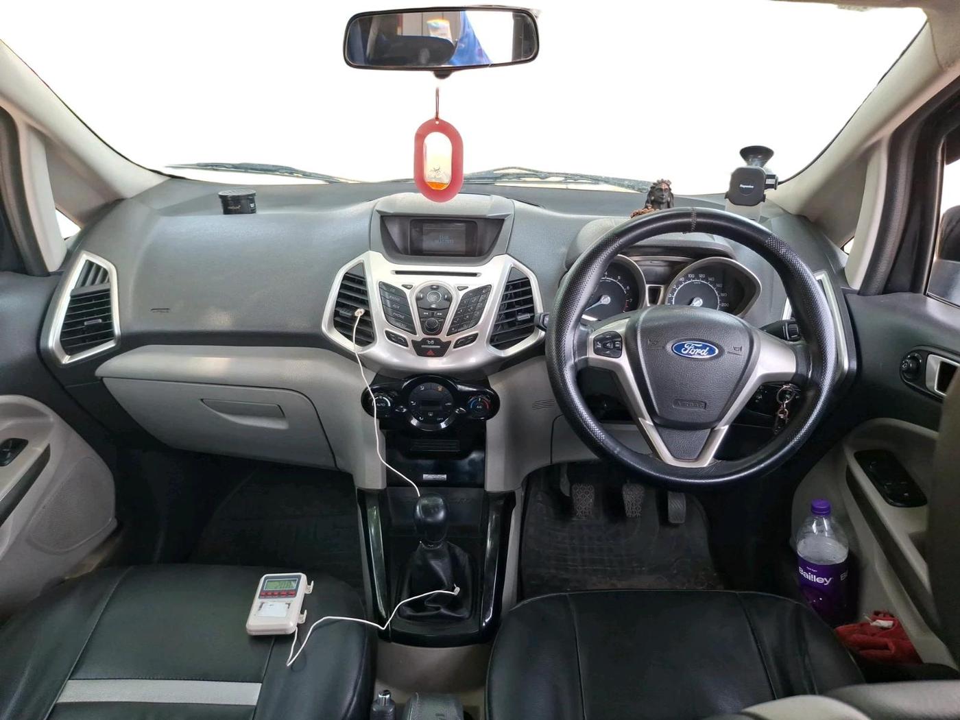 2014 Ford Ecosport TITANIUM 1.0L ECOBOOST, Petrol, Manual, 87,420 km, interior
