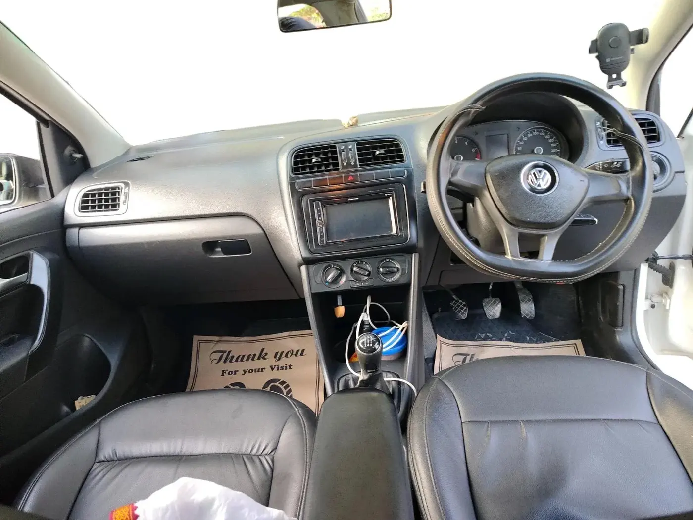 2019 Volkswagen Polo TRENDLINE 1.0L, CNG, Manual, 1,01,040 km, interior