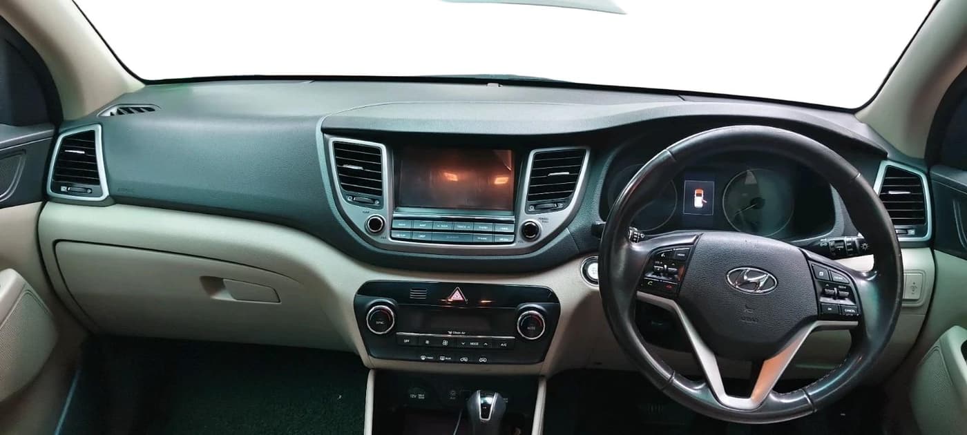 2017 Hyundai Tucson GLS 2WD AT DIESEL, Diesel, Automatic, 2,03,408 km, interior