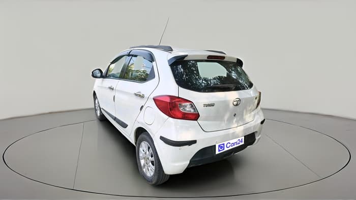 2017 Tata Tiago XZ PETROL, Petrol, Manual, 66,360 km, exterior