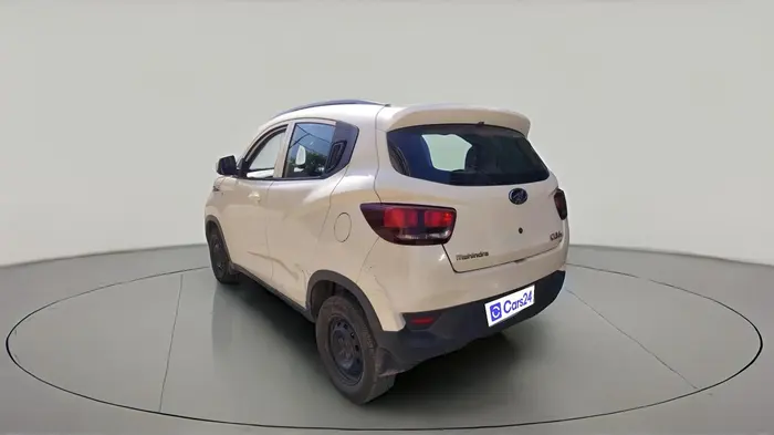 2016 Mahindra Kuv100 K4 6 STR, Petrol, Manual, 85,831 km, exterior