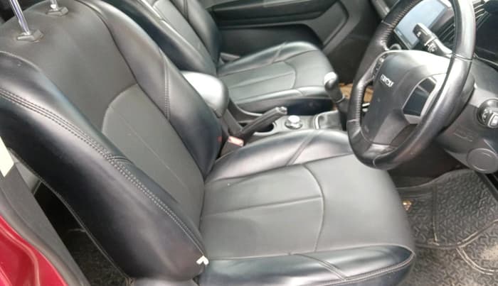 2024 ISUZU D-Max V Cross 4*4 MT, Diesel, Manual, 32,074 km, interior