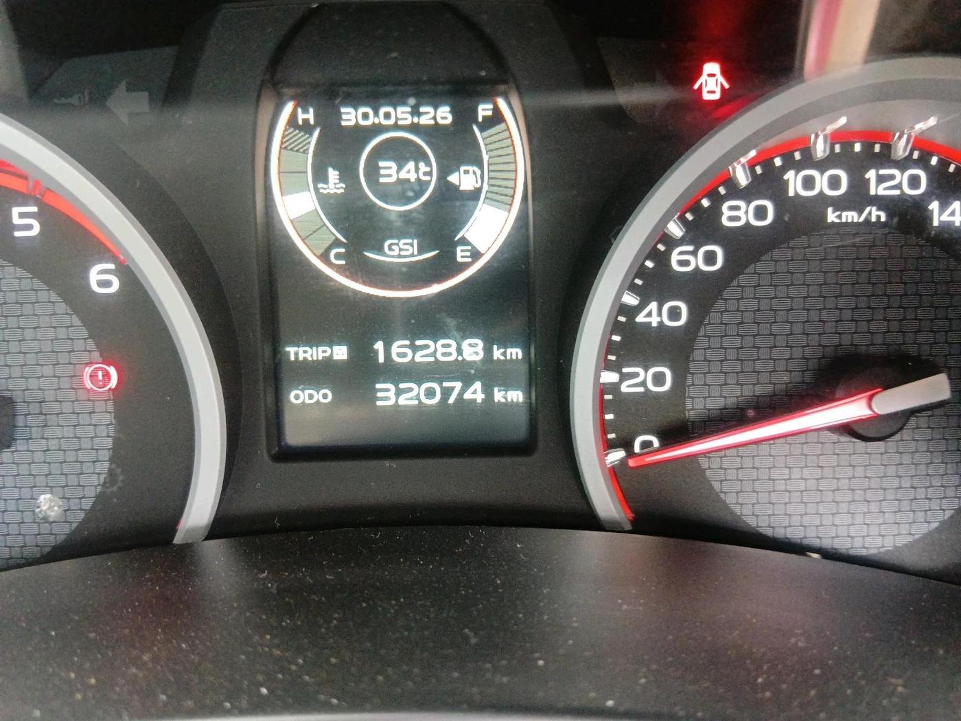 2024 ISUZU D-Max V Cross 4*4 MT, Diesel, Manual, 32,074 km, interior