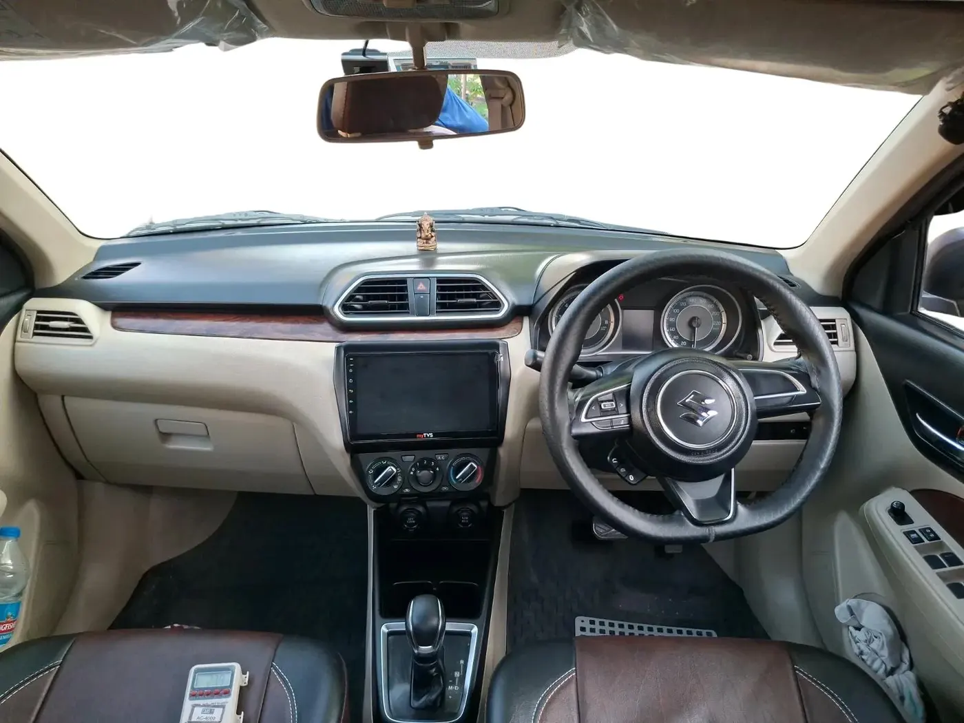 2017 Maruti Dzire VXI AMT, Petrol, Automatic, 65,096 km, interior