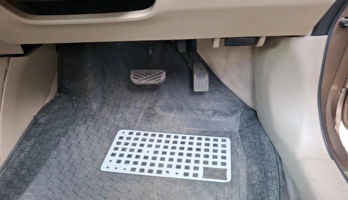 2017 Maruti Dzire VXI AMT, Petrol, Automatic, 65,096 km, interior