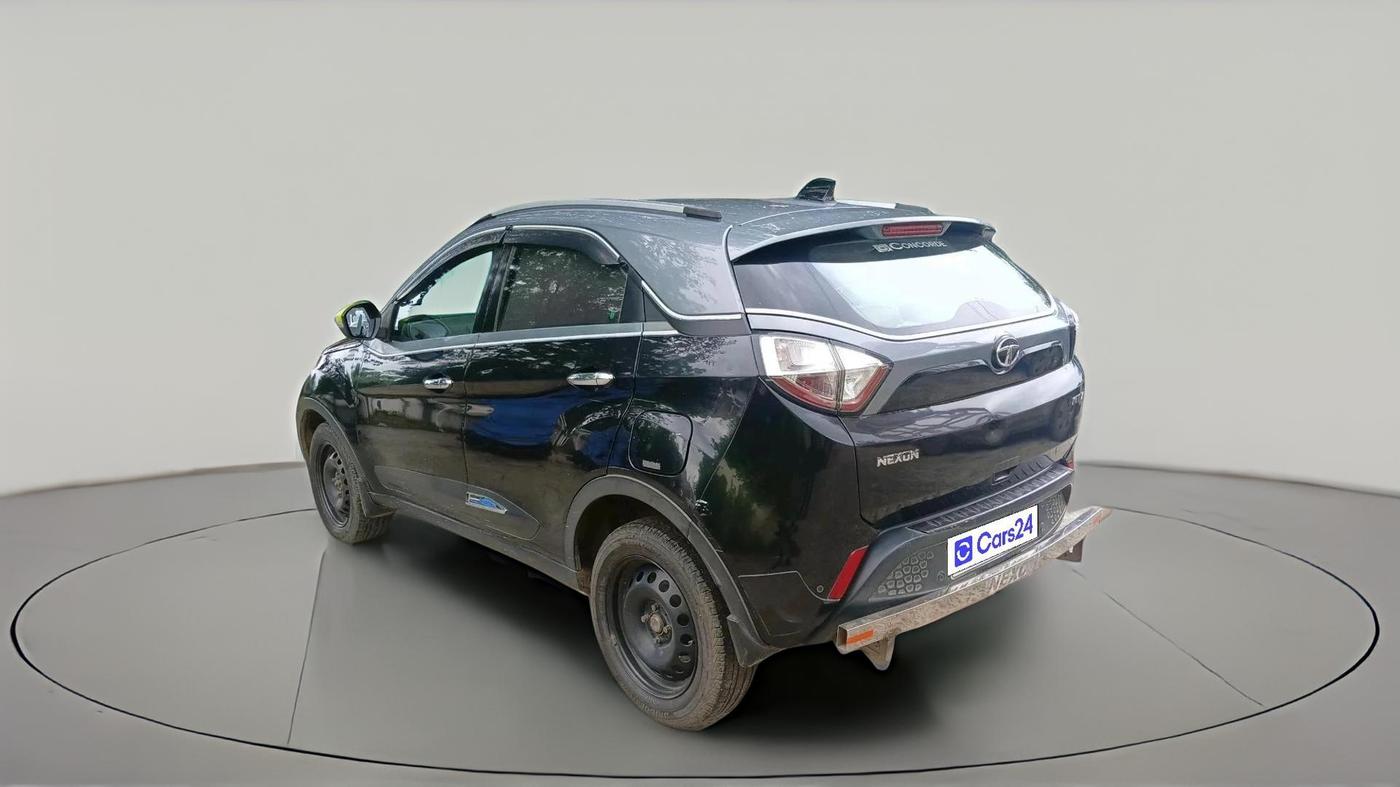 2018 Tata NEXON KRAZ PLUS DIESEL, Diesel, Manual, 2,23,745 km, exterior