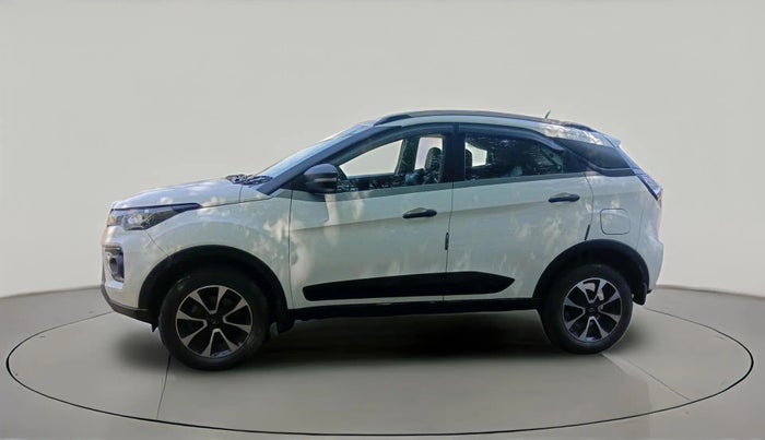2021 Tata NEXON XMA SUNROOF PETROL, Petrol, Automatic, 41,200 km, exterior