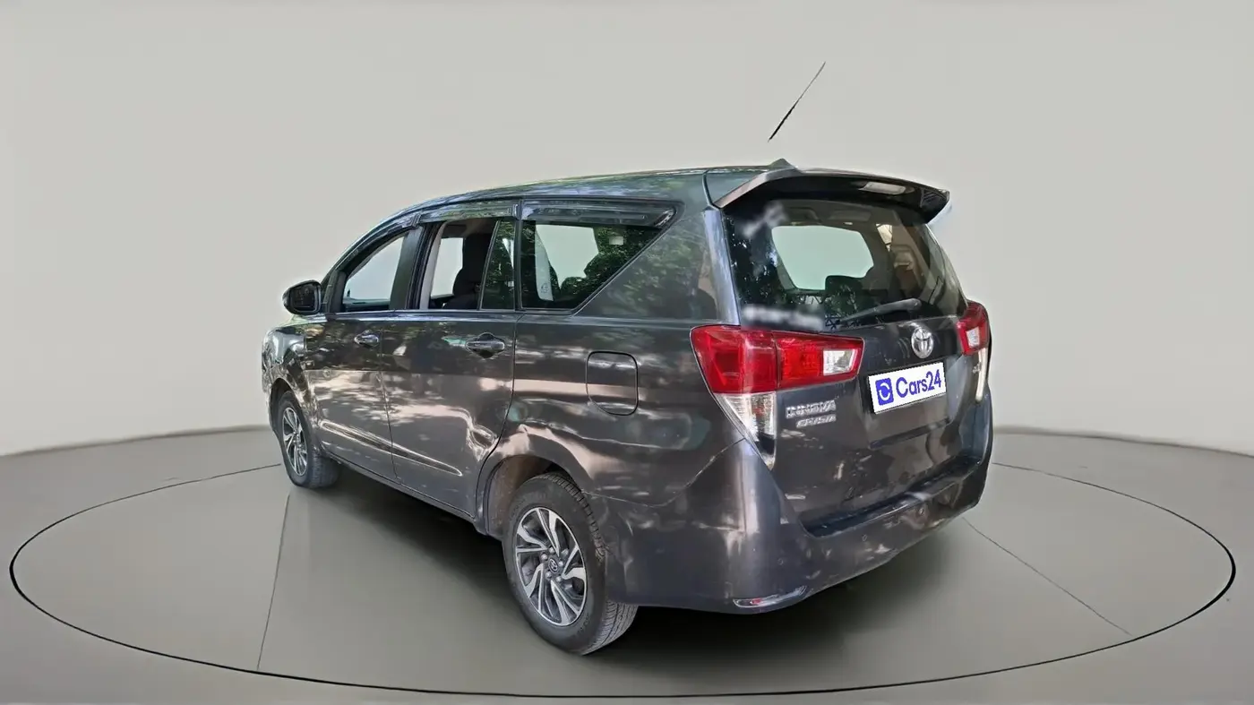 2022 Toyota Innova Crysta 2.4 GX 7 STR, Diesel, Manual, 45,042 km, exterior