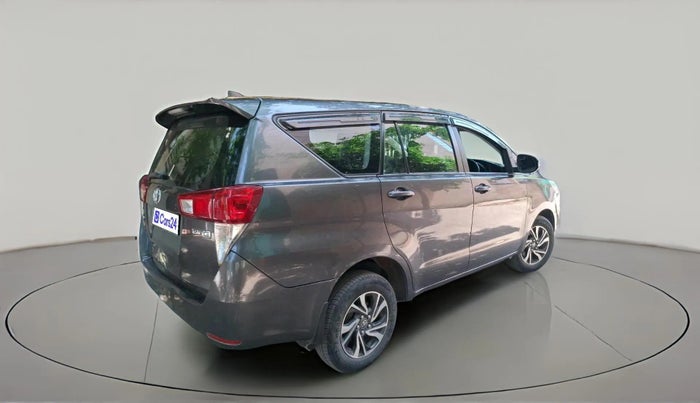 2022 Toyota Innova Crysta 2.4 GX 7 STR, Diesel, Manual, 45,042 km, exterior