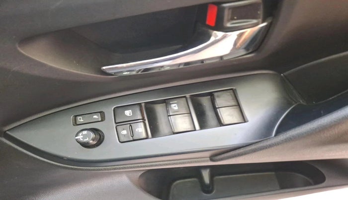 2022 Toyota Innova Crysta 2.4 GX 7 STR, Diesel, Manual, 45,042 km, interior