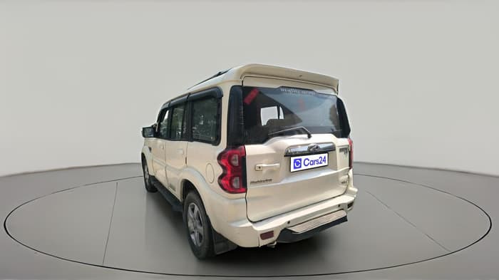 2017 Mahindra Scorpio S11 2WD, Diesel, Manual, 81,586 km, exterior