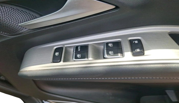 2024 MG HECTOR PLUS Select Pro 1.5 Turbo CVT Petrol 7 STR, Petrol, Automatic, 9,455 km, interior