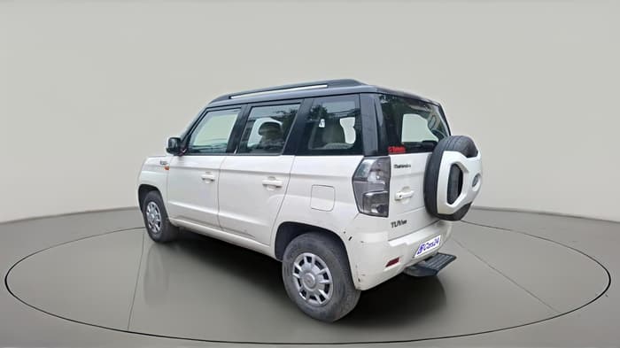 2019 Mahindra TUV300 T6 PLUS, Diesel, Manual, 49,359 km, exterior